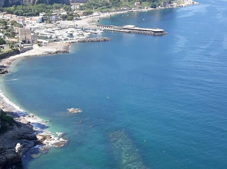 Пансион Siriana Open Space Penthouse