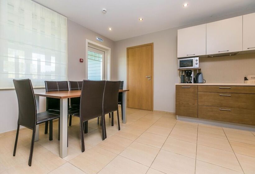 אתר נופש Ladozhskaya Usadba