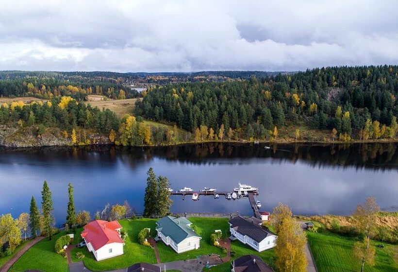 אתר נופש Ladozhskaya Usadba