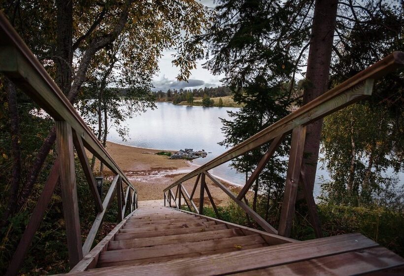 אתר נופש Ladozhskaya Usadba