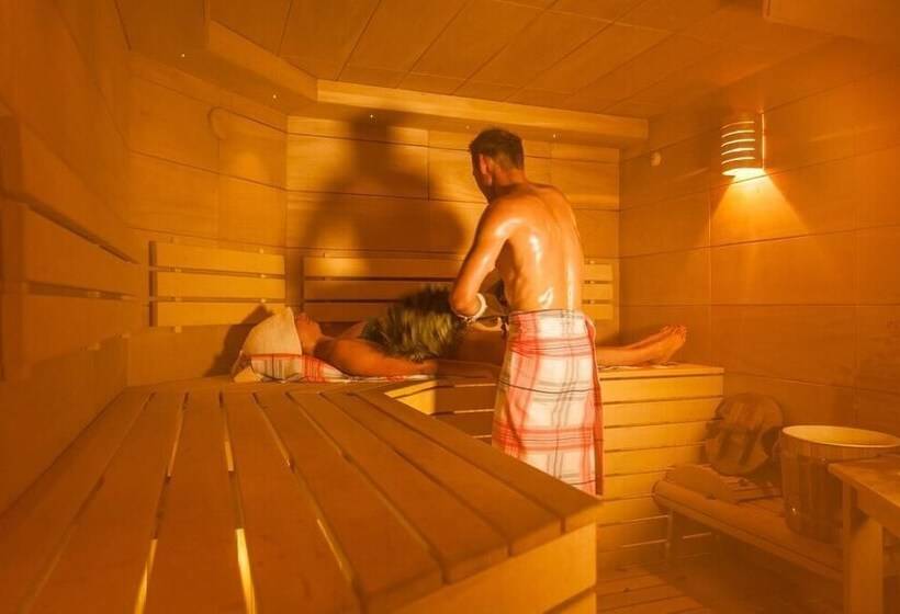 אתר נופש Ladozhskaya Usadba