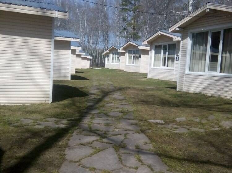 אתר נופש Park Hotel Lesnica