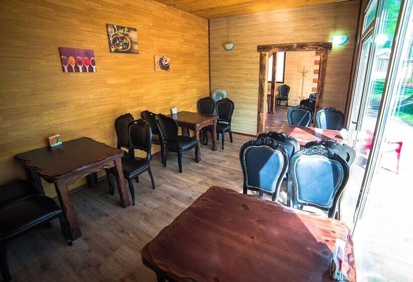 אתר נופש Park Hotel Lesnica