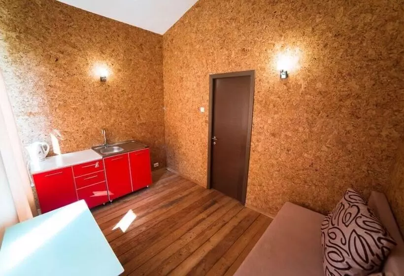 استراحتگاه Park Hotel Lesnica