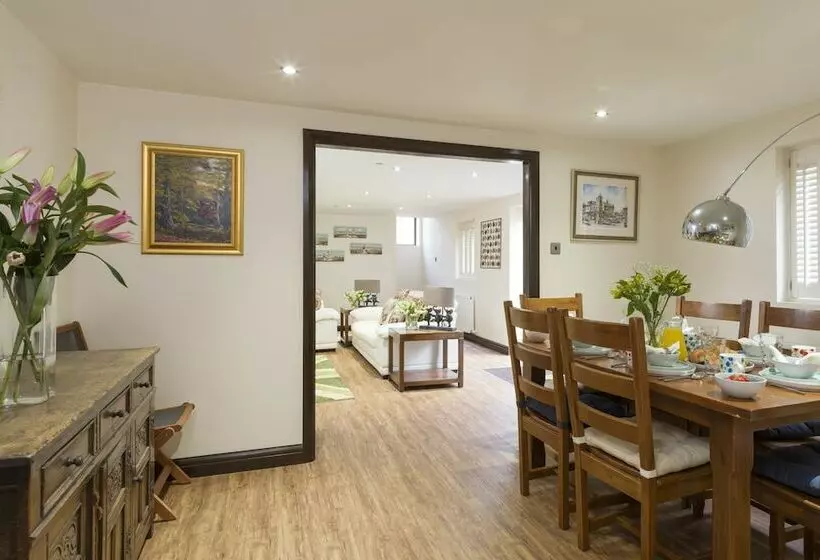 Rose Cottage, Filey