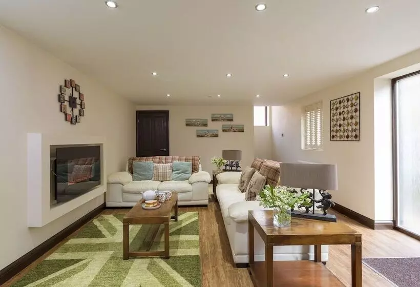 Rose Cottage, Filey