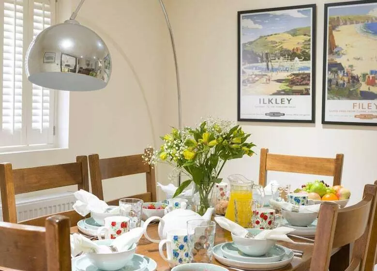 Rose Cottage, Filey