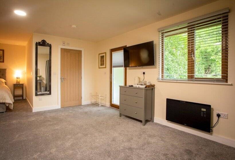 The Moon Inn At Stoney Middleton