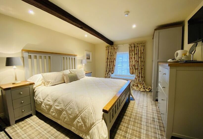 The Moon Inn At Stoney Middleton