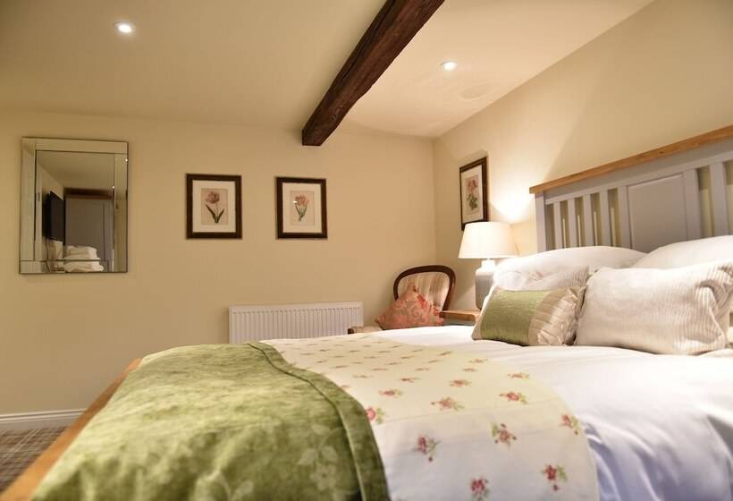 The Moon Inn At Stoney Middleton