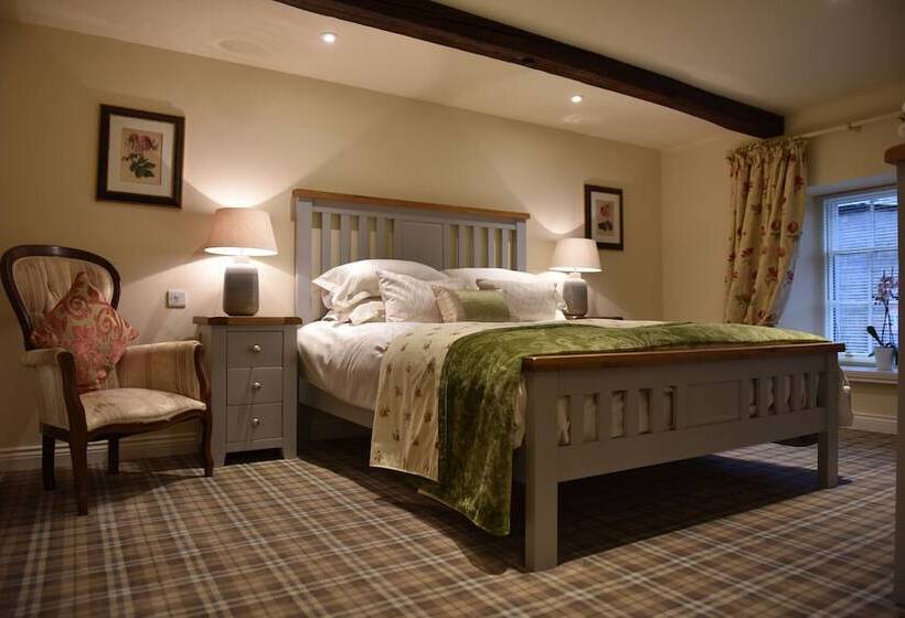 The Moon Inn At Stoney Middleton