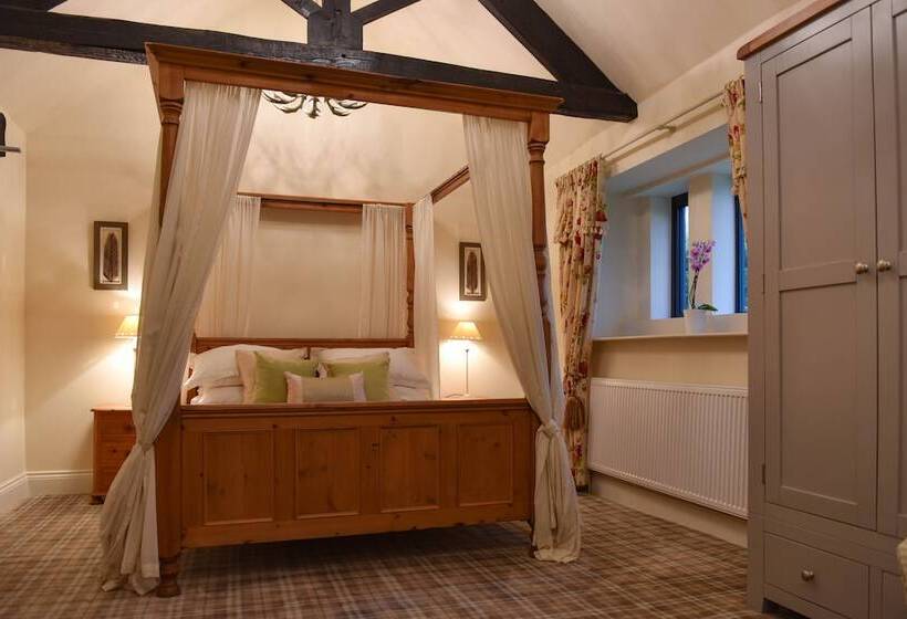 The Moon Inn At Stoney Middleton