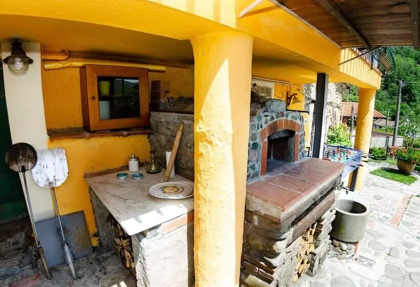 Tuscan Style Stone House With Private Pool And Wifi