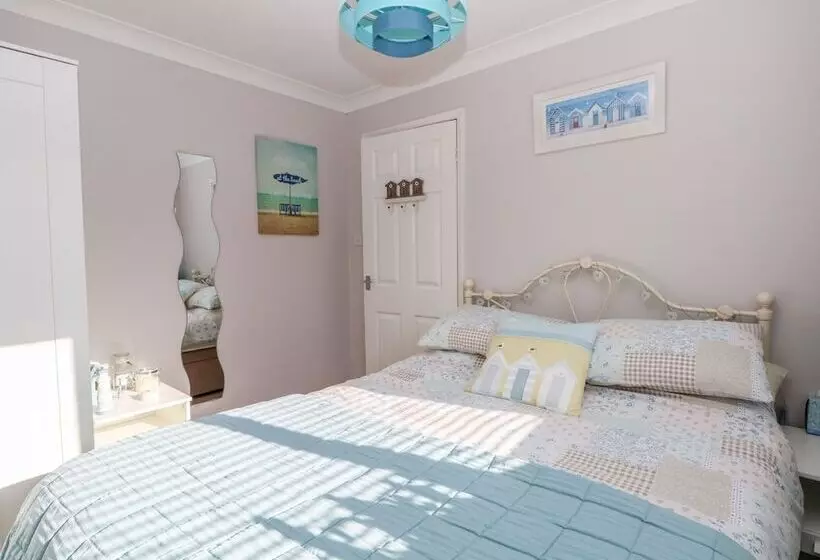 4 Bryn Seiri Road