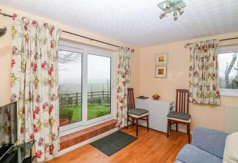 Bretton Mount Studio Flat