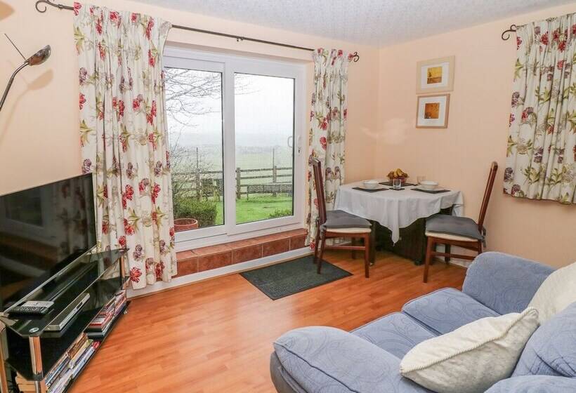 Bretton Mount Studio Flat