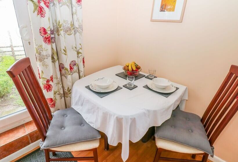 Bretton Mount Studio Flat