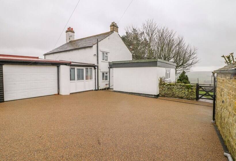 Bretton Mount Studio Flat