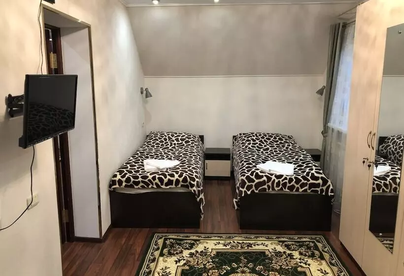 Guest House Milana   Hostel