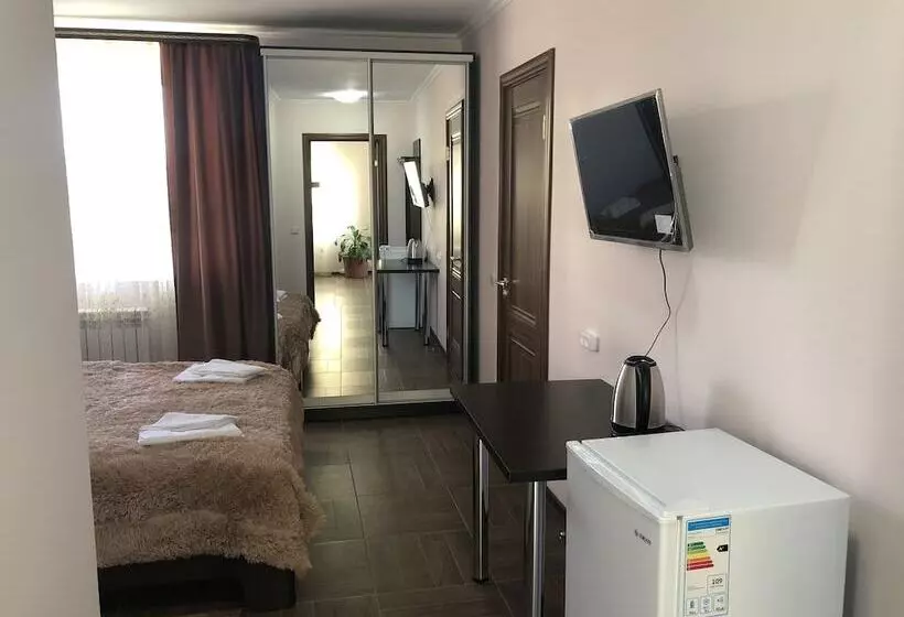 Guest House Milana   Hostel