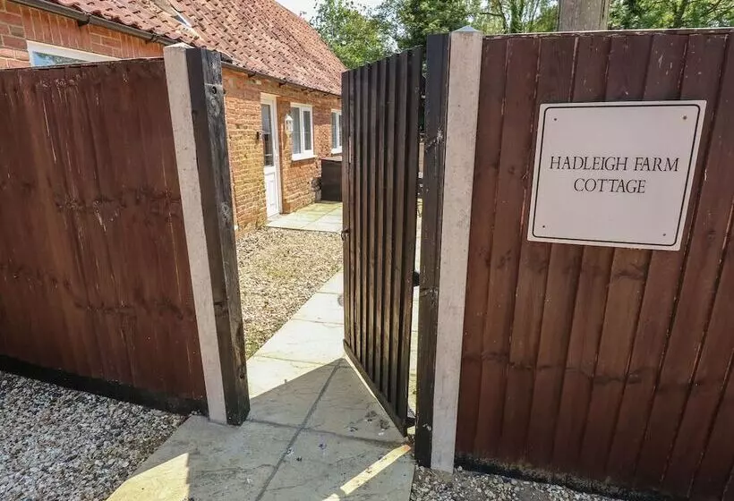 Hadleigh Farm Cottage