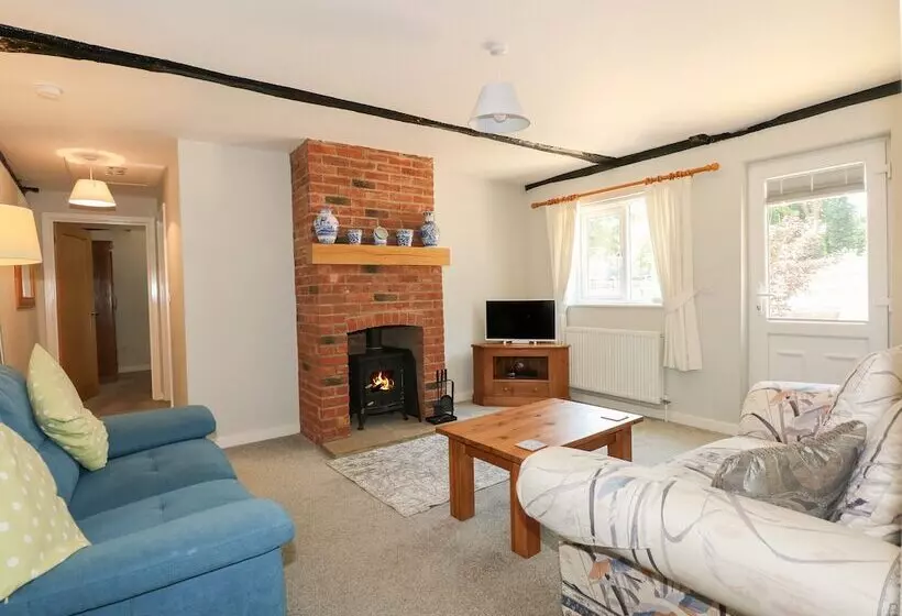 Hadleigh Farm Cottage