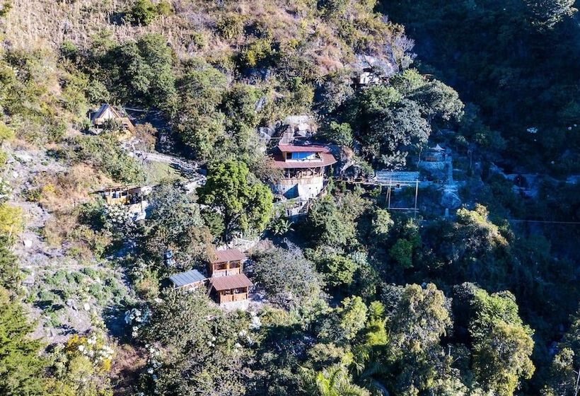 هتل El Picnic Atitlán