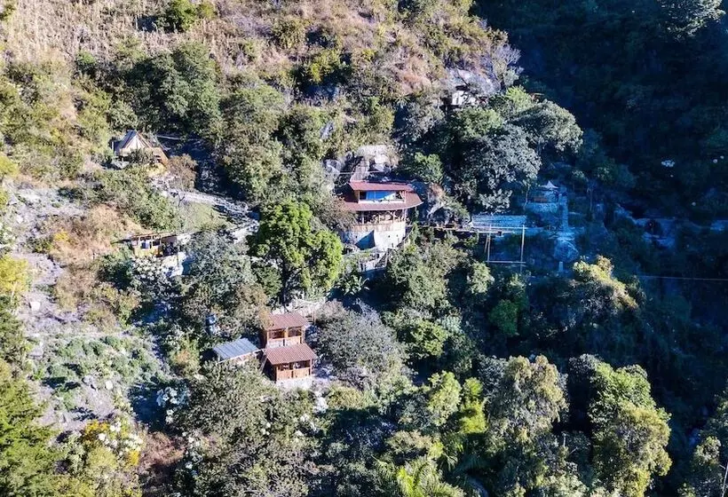 هتل El Picnic Atitlán