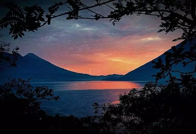 هتل El Picnic Atitlán