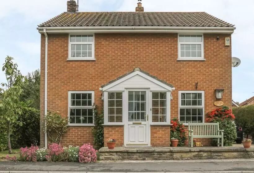 Humble Bee Cottage
