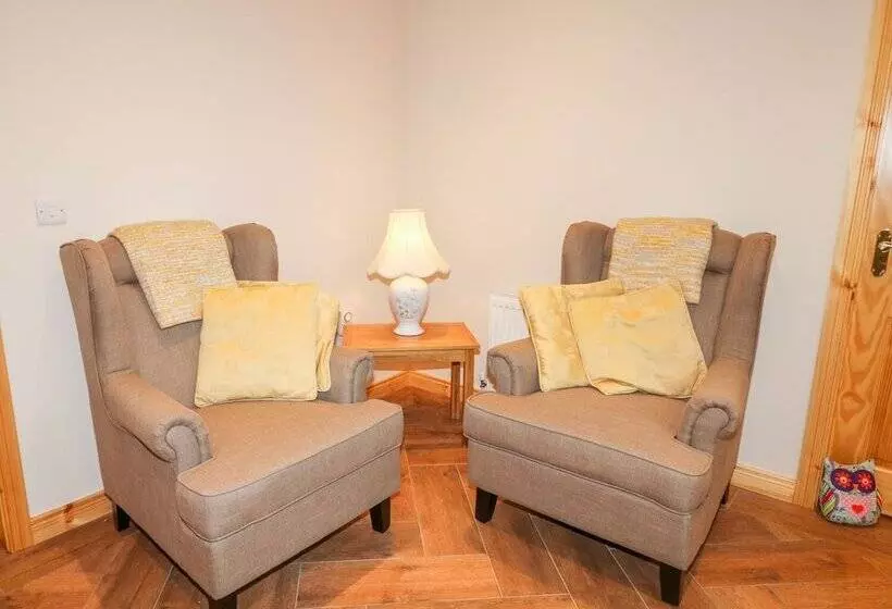 Minnie S Cottage, Killeavy