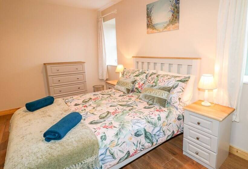 Minnie S Cottage, Killeavy