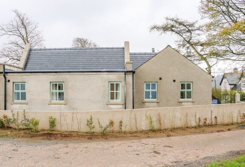 Minnie S Cottage, Killeavy