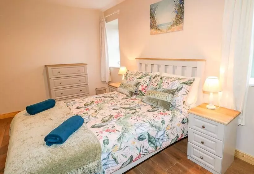 Minnie S Cottage, Killeavy