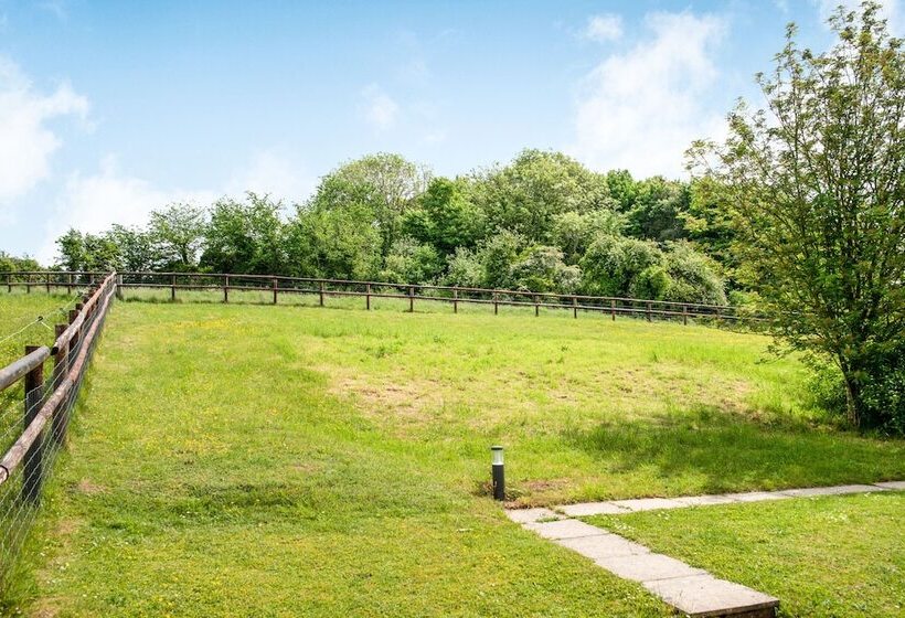 Newfield Farm Cottages