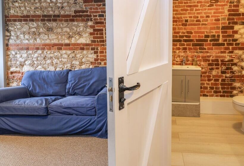 Newfield Farm Cottages