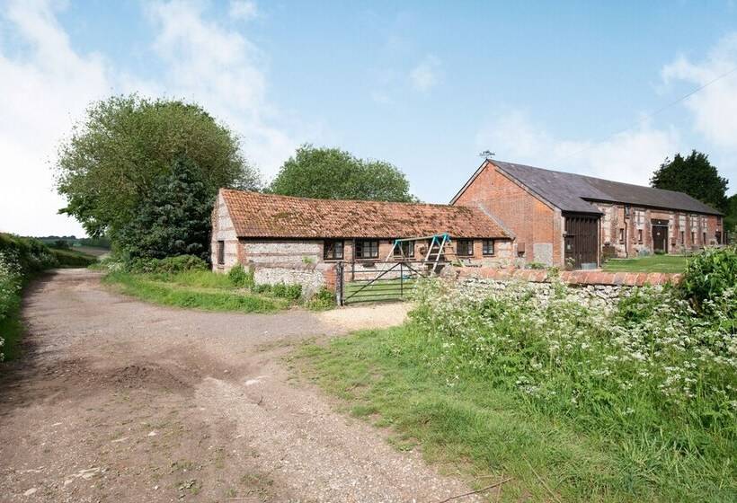 Newfield Farm Cottages