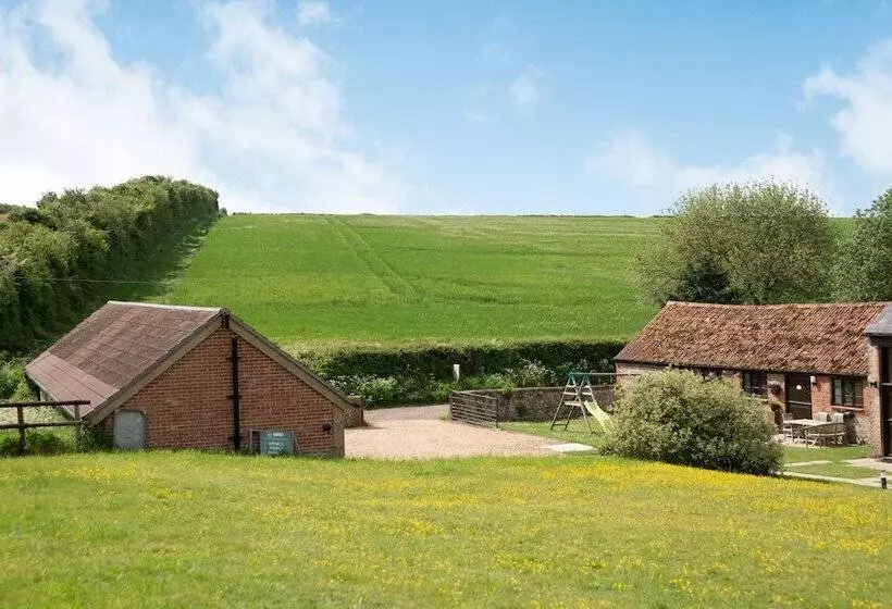Newfield Farm Cottages