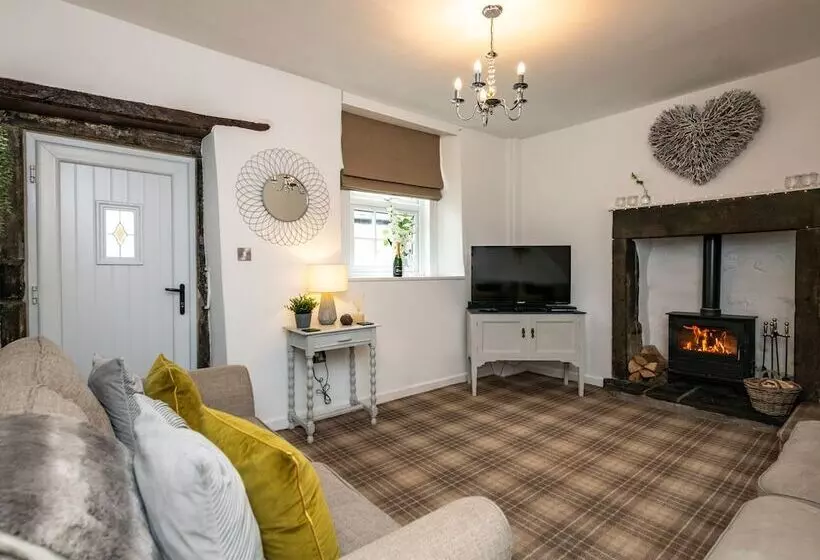 Pemba Cottage