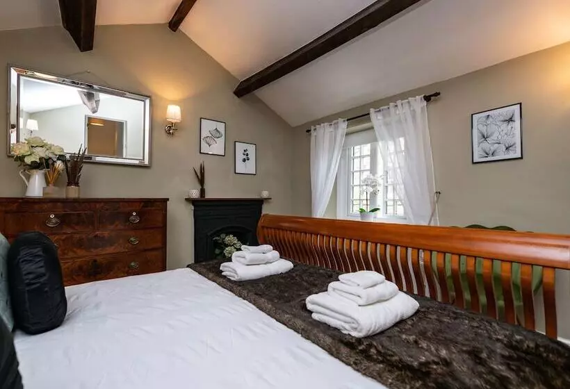 Pemba Cottage