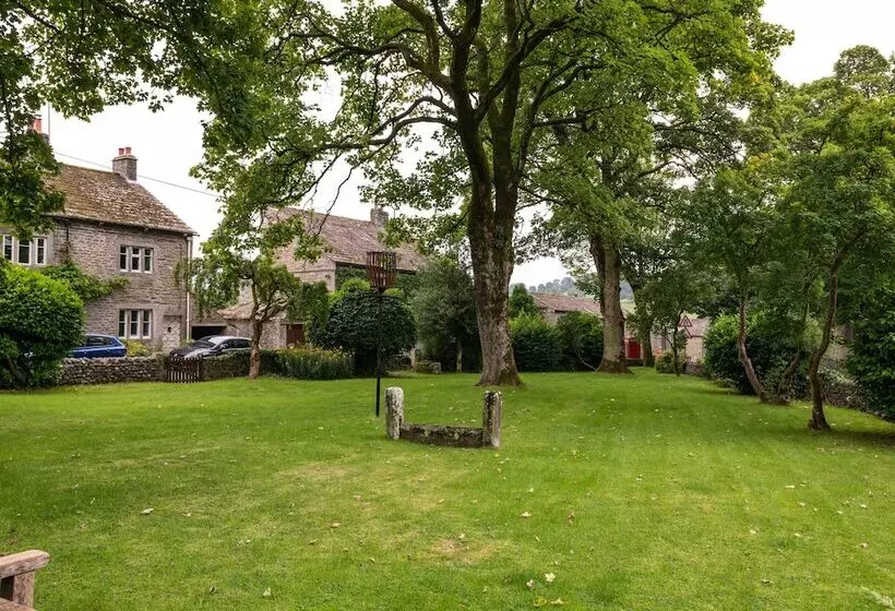 Pemba Cottage