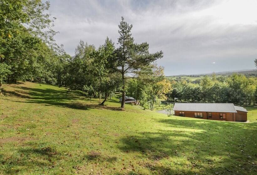 Ryedale Country Lodges   Hazel Lodge