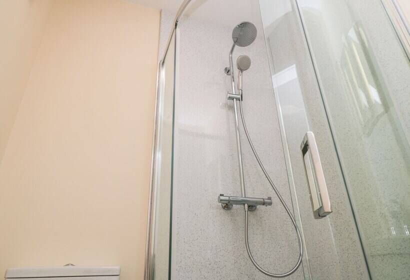 Ryedale Country Lodges   Hazel Lodge