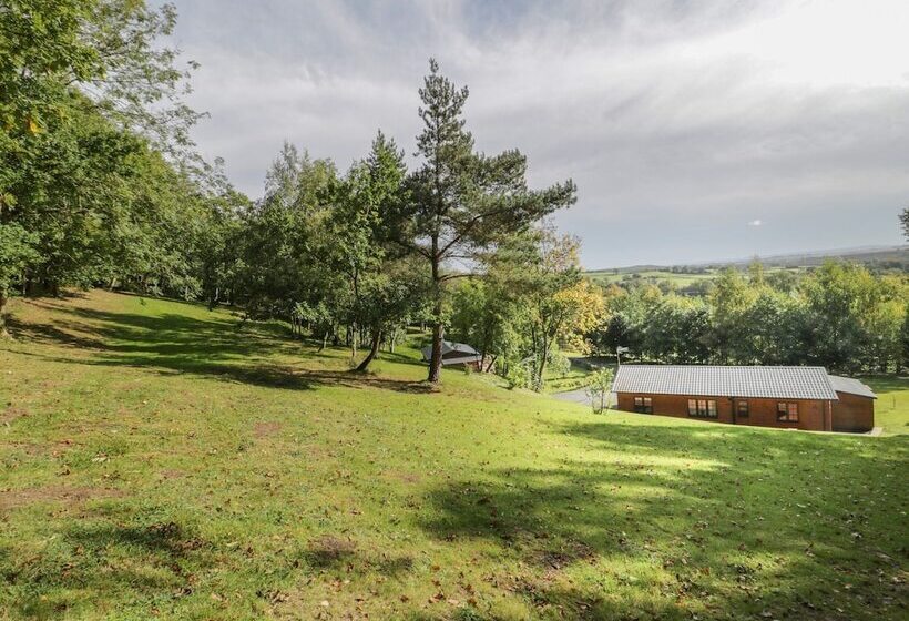 Ryedale Country Lodges   Hazel Lodge