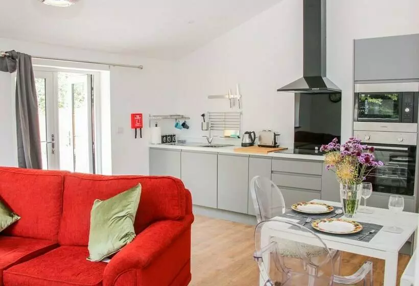 The Old Power House Cottage 1