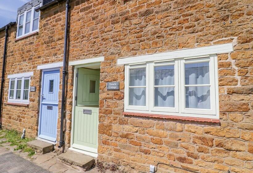 Treacle Cottage