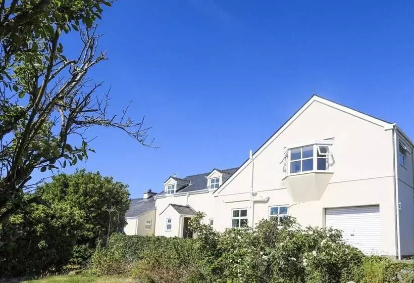 Glanrhyd Isaf