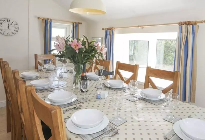 Glanrhyd Isaf