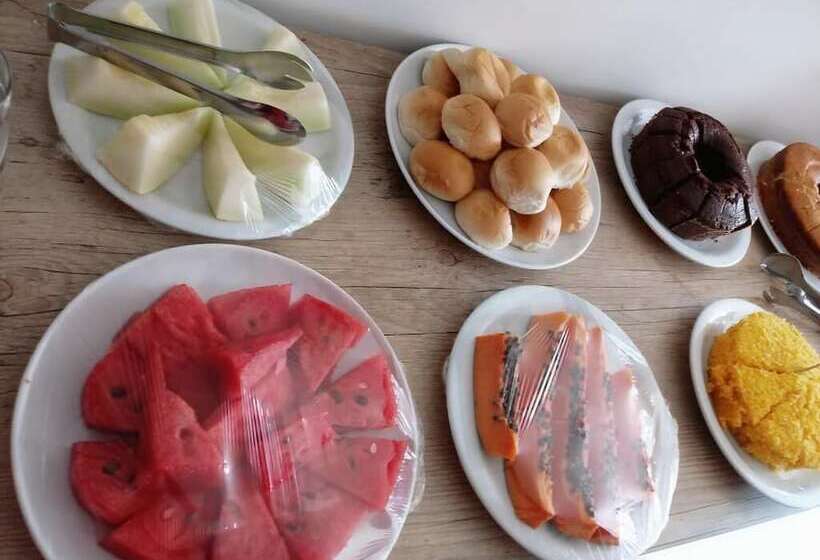 ホテル Pousada Tartaruga Cumbuco