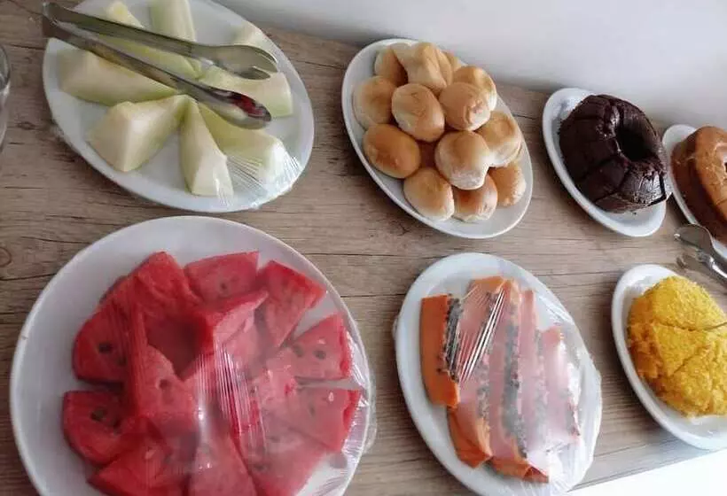 ホテル Pousada Tartaruga Cumbuco